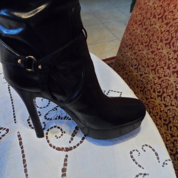 Gucci Black Leather Knee-High Platform Boots Size 39.5C - Picture 10 of 16
